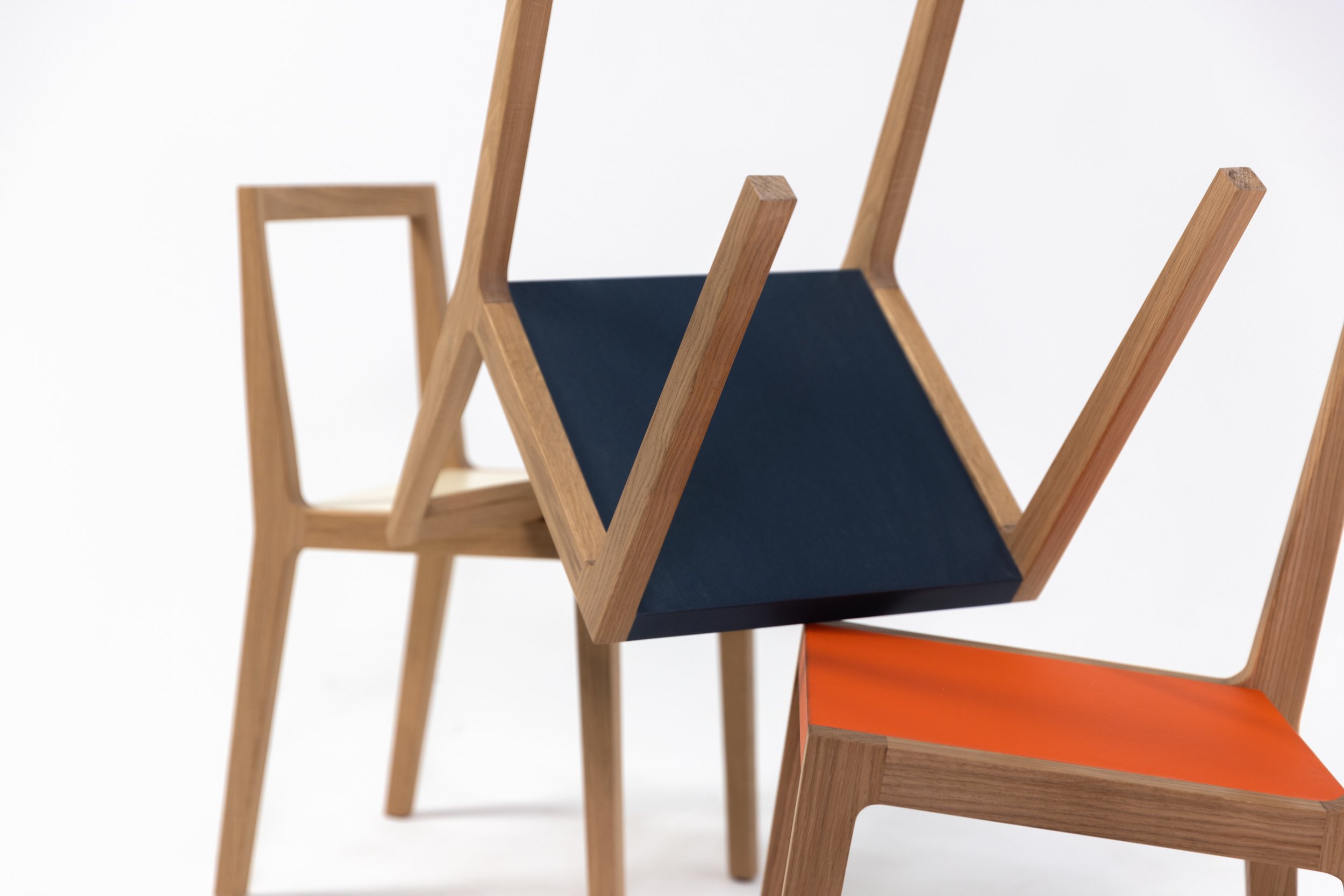 Gestapelte Stühle Design