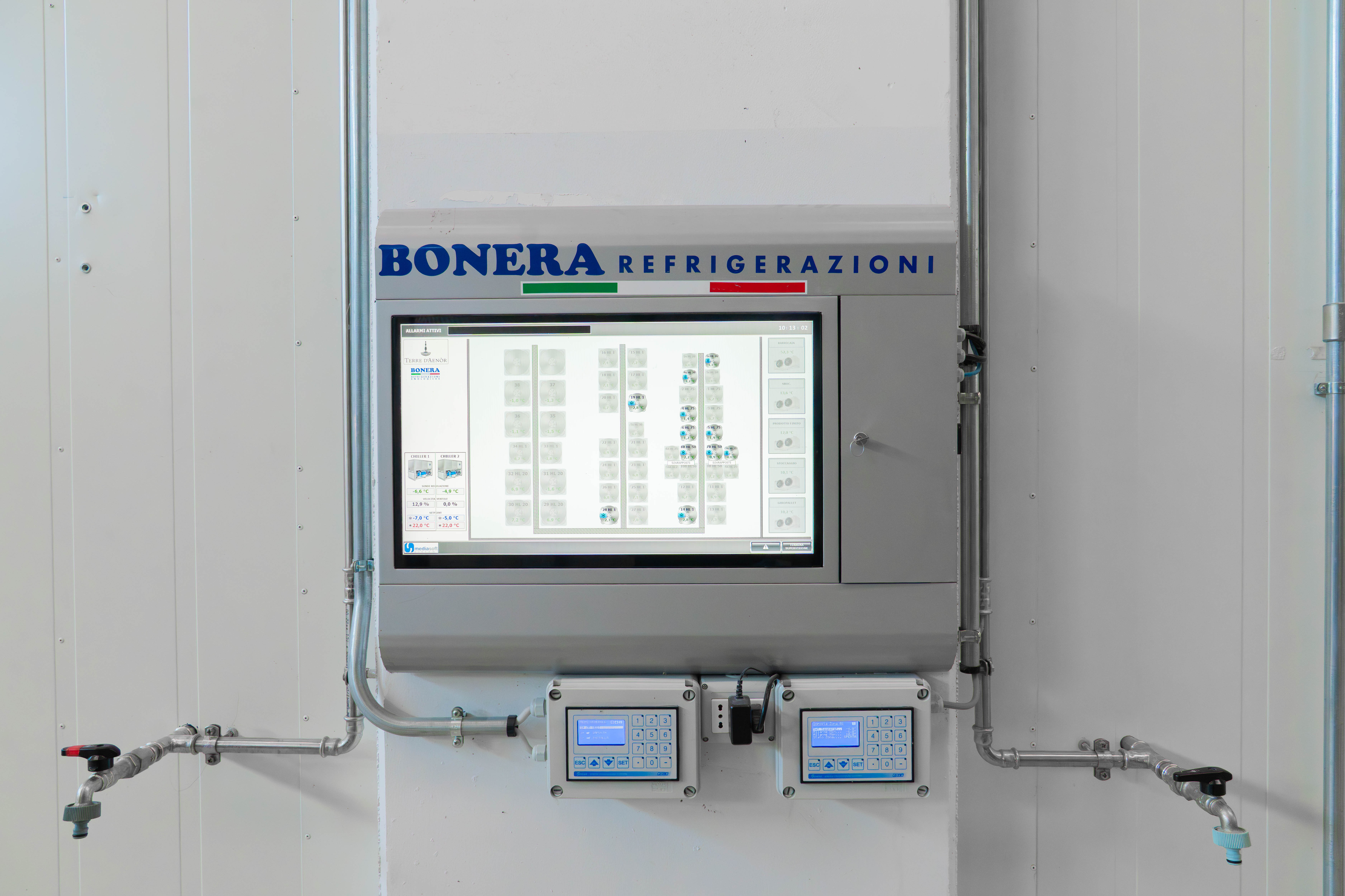 worker on laboratorium