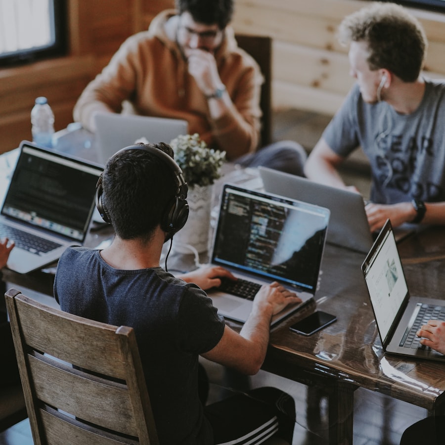 Data scientists and AI engineers building high-performance digital talent teams for enterprise innovation