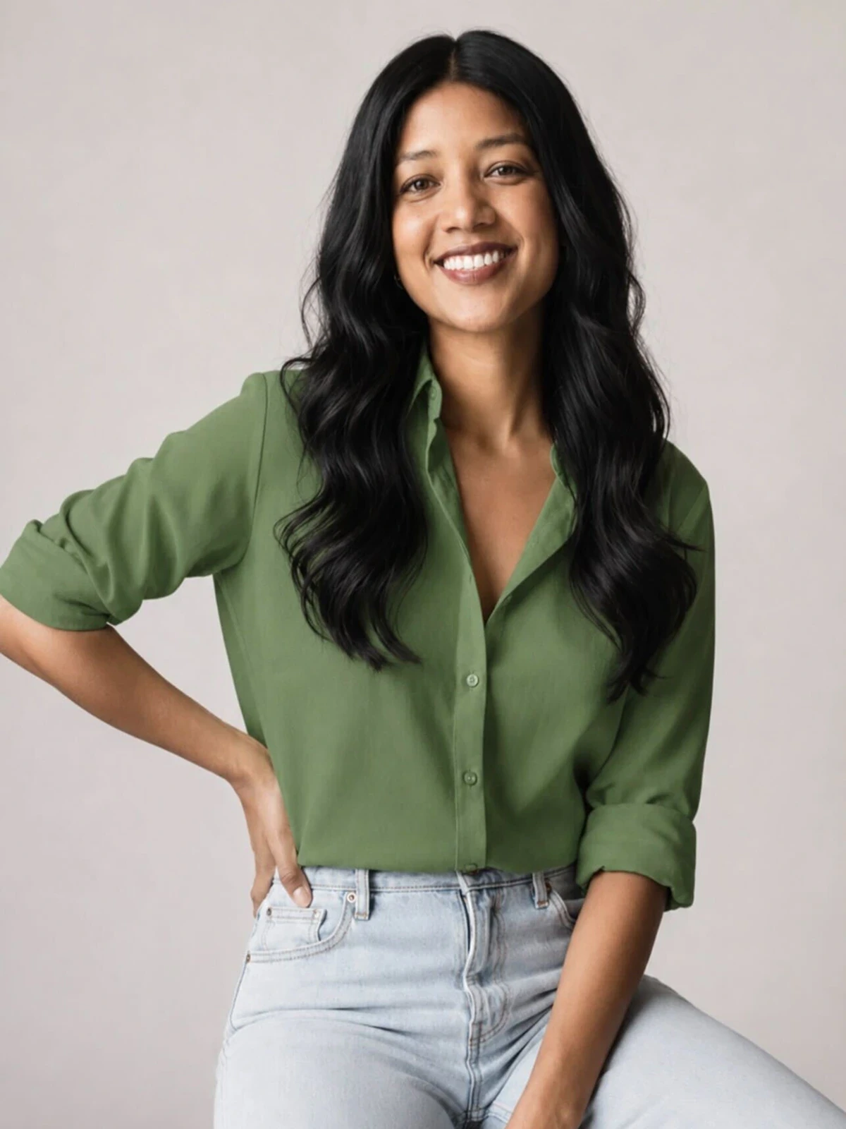 Ana Elisa Suriel de la Cruz, Sales-Expertin der KI Creator Akademie, im Porträt