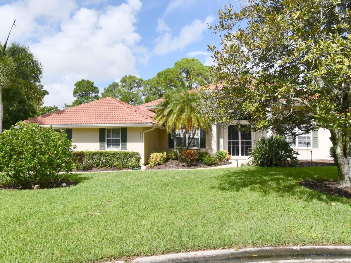 2018 Roof Replacement in Fairway Landings, PGA Village, Port St Lucie with Entegra Estate S Tile in Spanish Clay White Antique