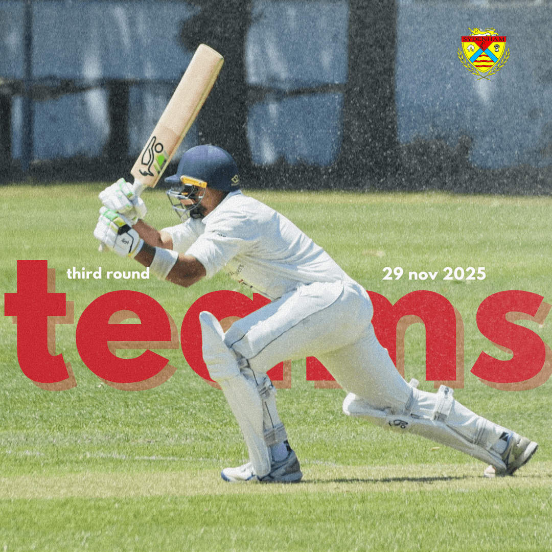 Clario cashflow overview card displaying income and expense trends over the past 7 days with a line chart.