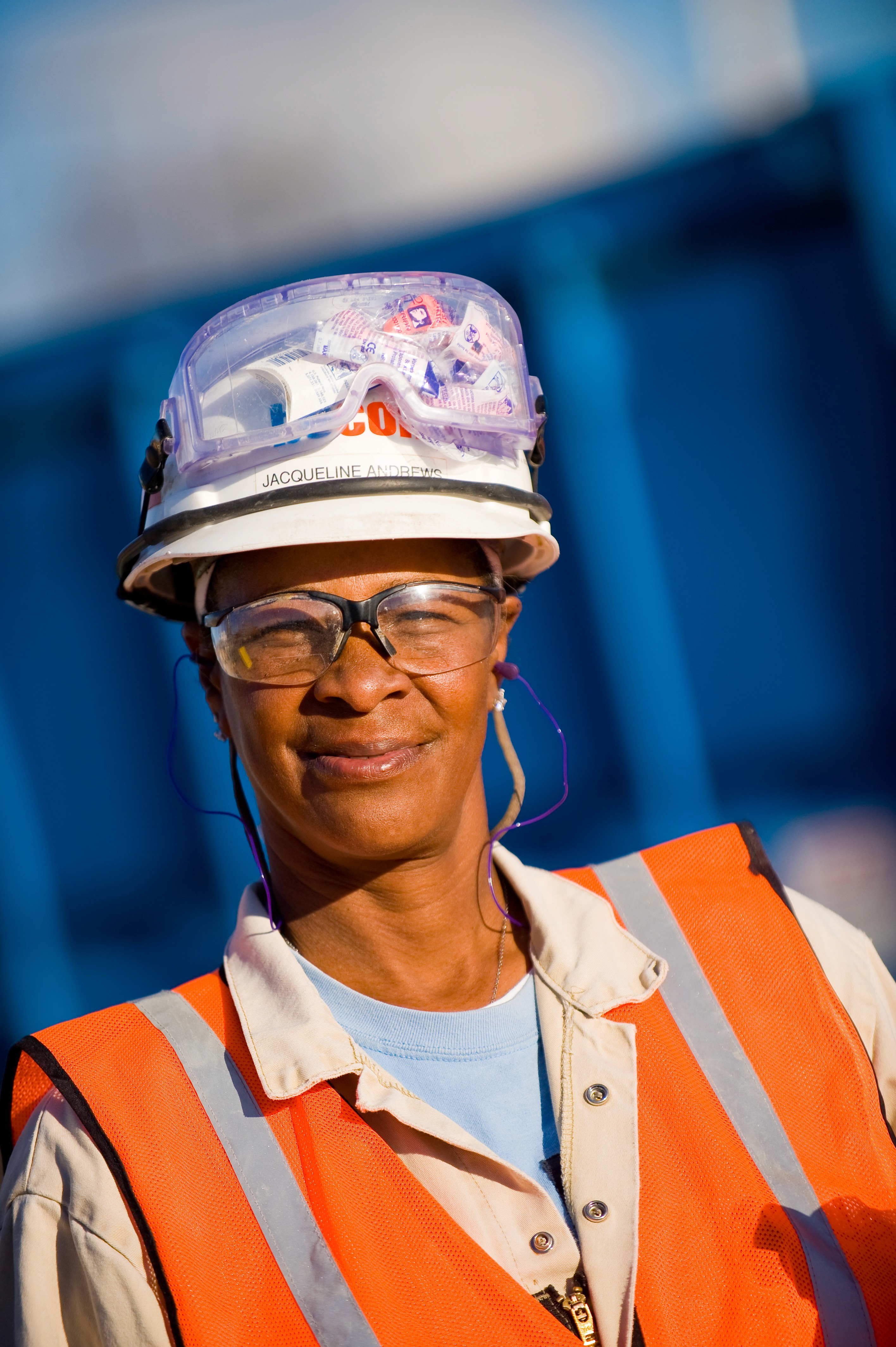 Concetrated triathlete grayscale