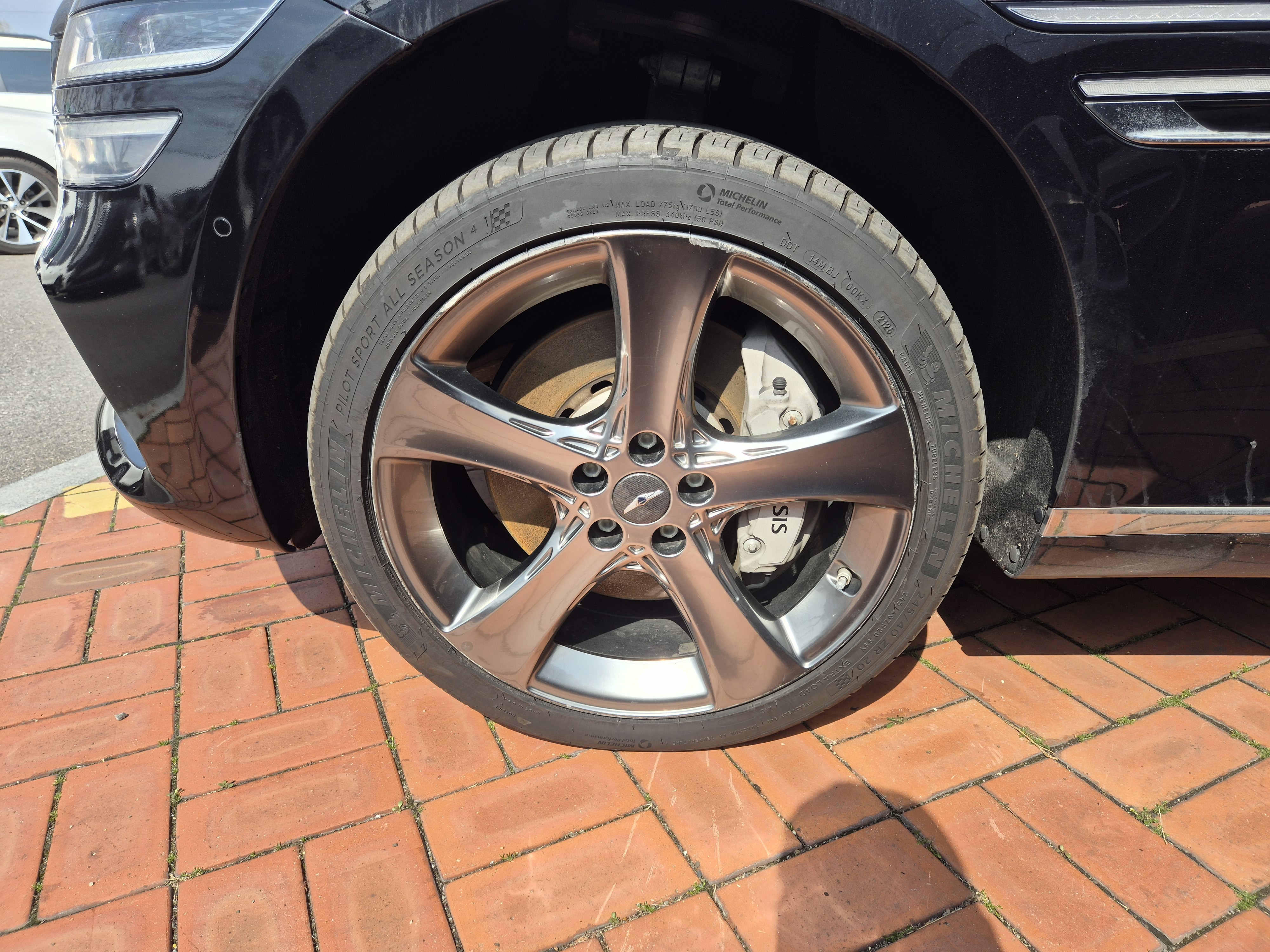 Car Preview