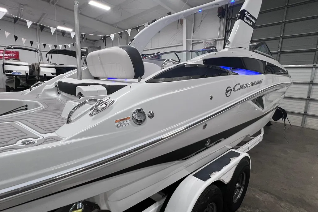 Boat thumbnail 4