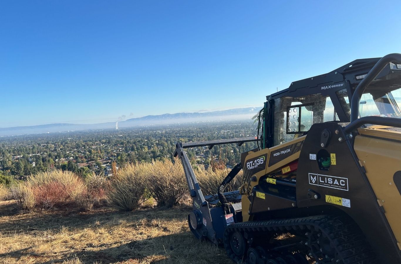 General Engineering expert performing land clearing services in La Honda, CA with professional equipment and site prep expertise. Land Clearing Services Near Me.