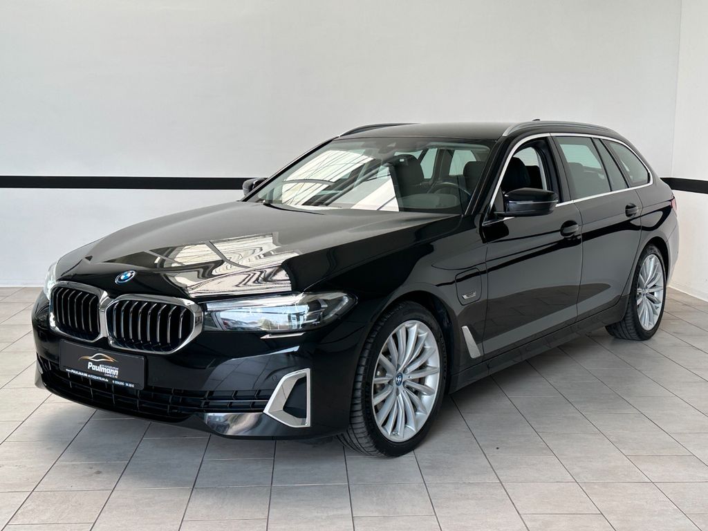 BMW 530 2022 BLACK Gebrauchtwagen - Hauptansicht