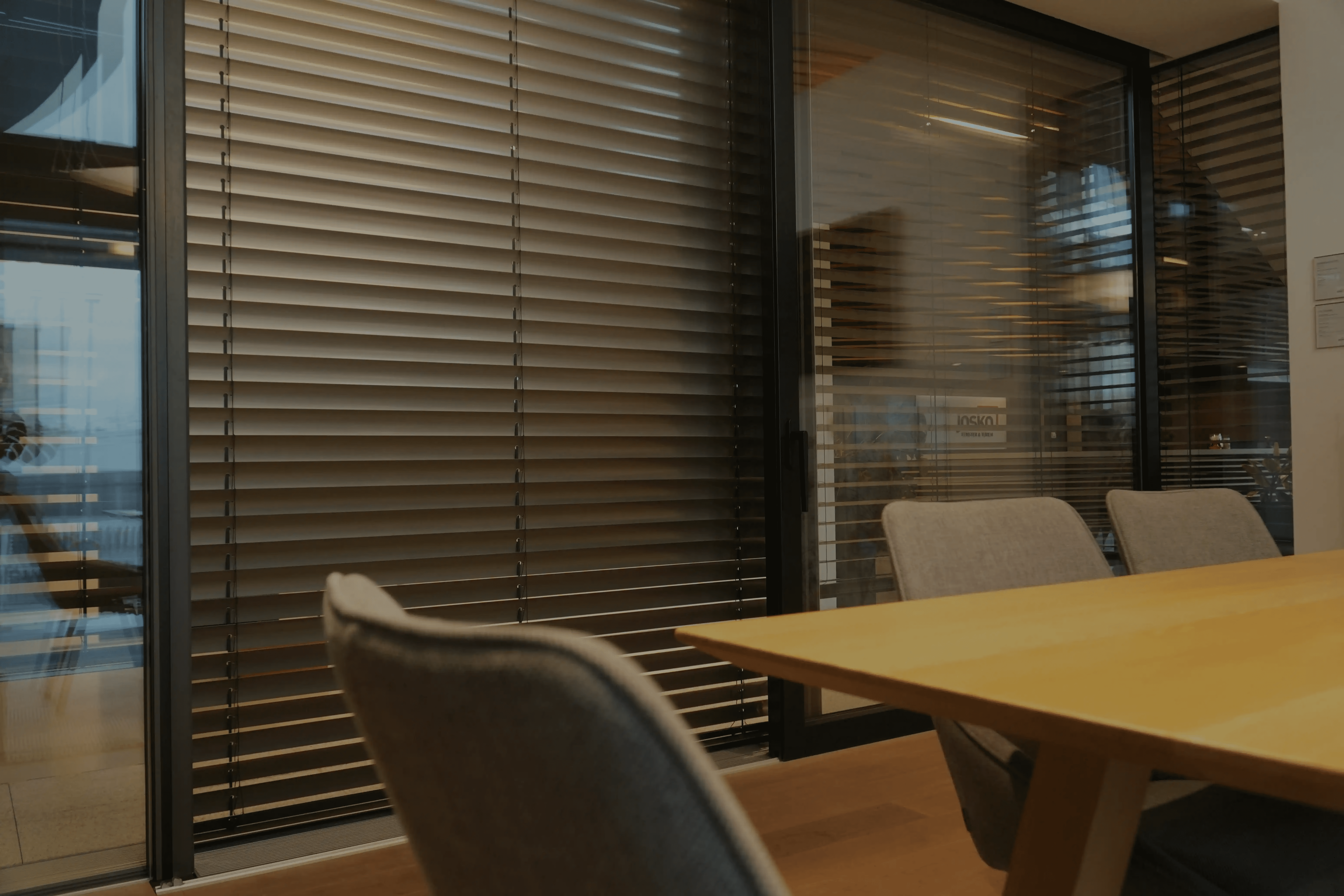 Sonnenschutz im Showroom