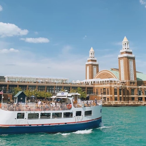 Shoreline Sightseeing Skyline Lake Tour