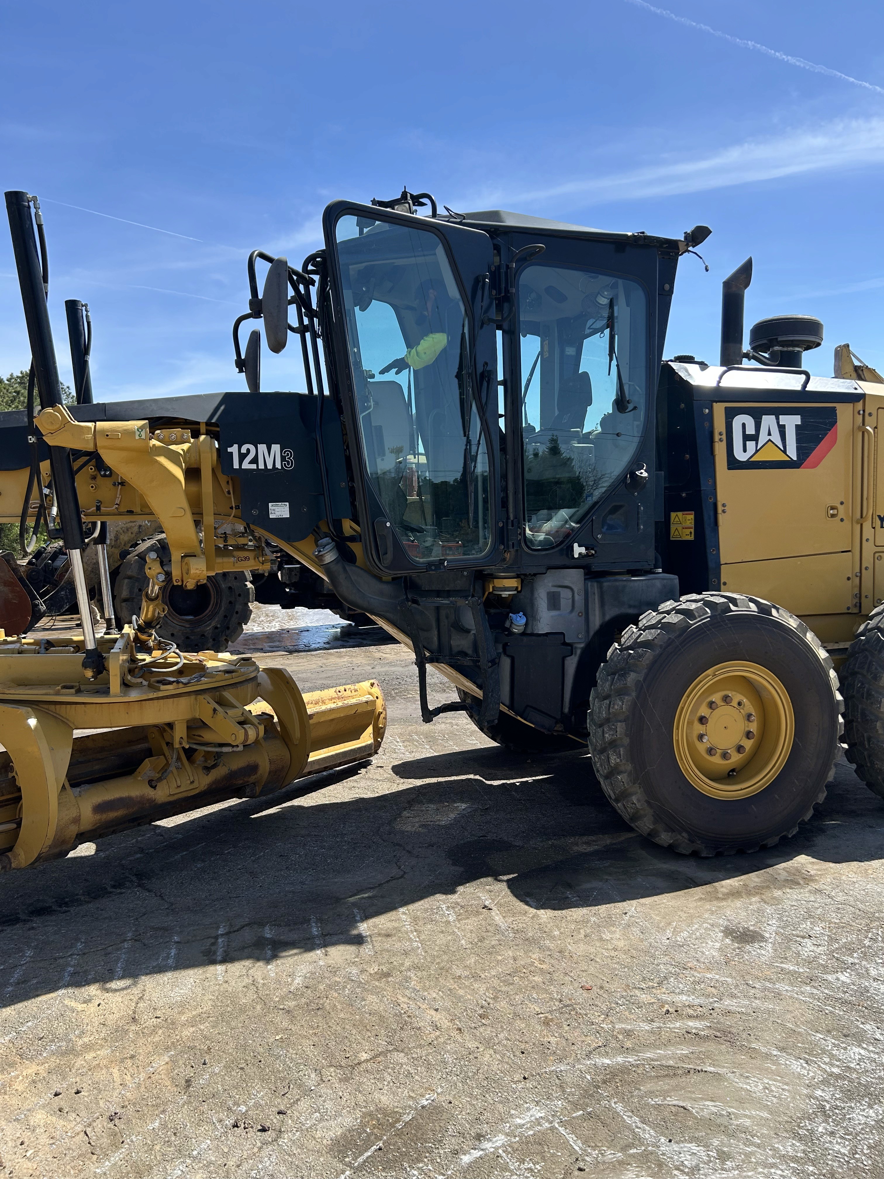 CAT equipment cleaning 