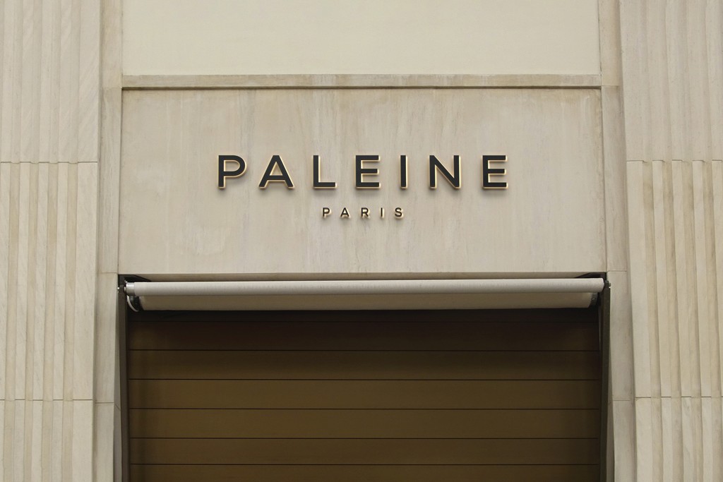 Luxury Facade Sign