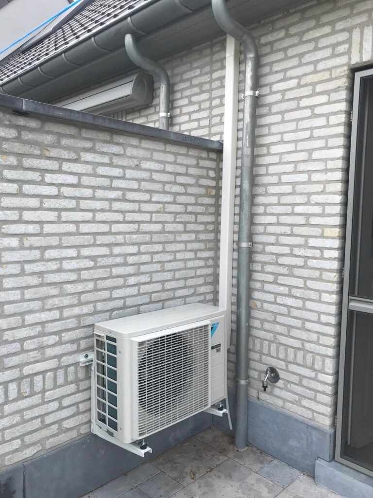 Realisatie door Klimacalor in Gent airconditioning warmtepompen vloerverwarming en warmtepompboiler