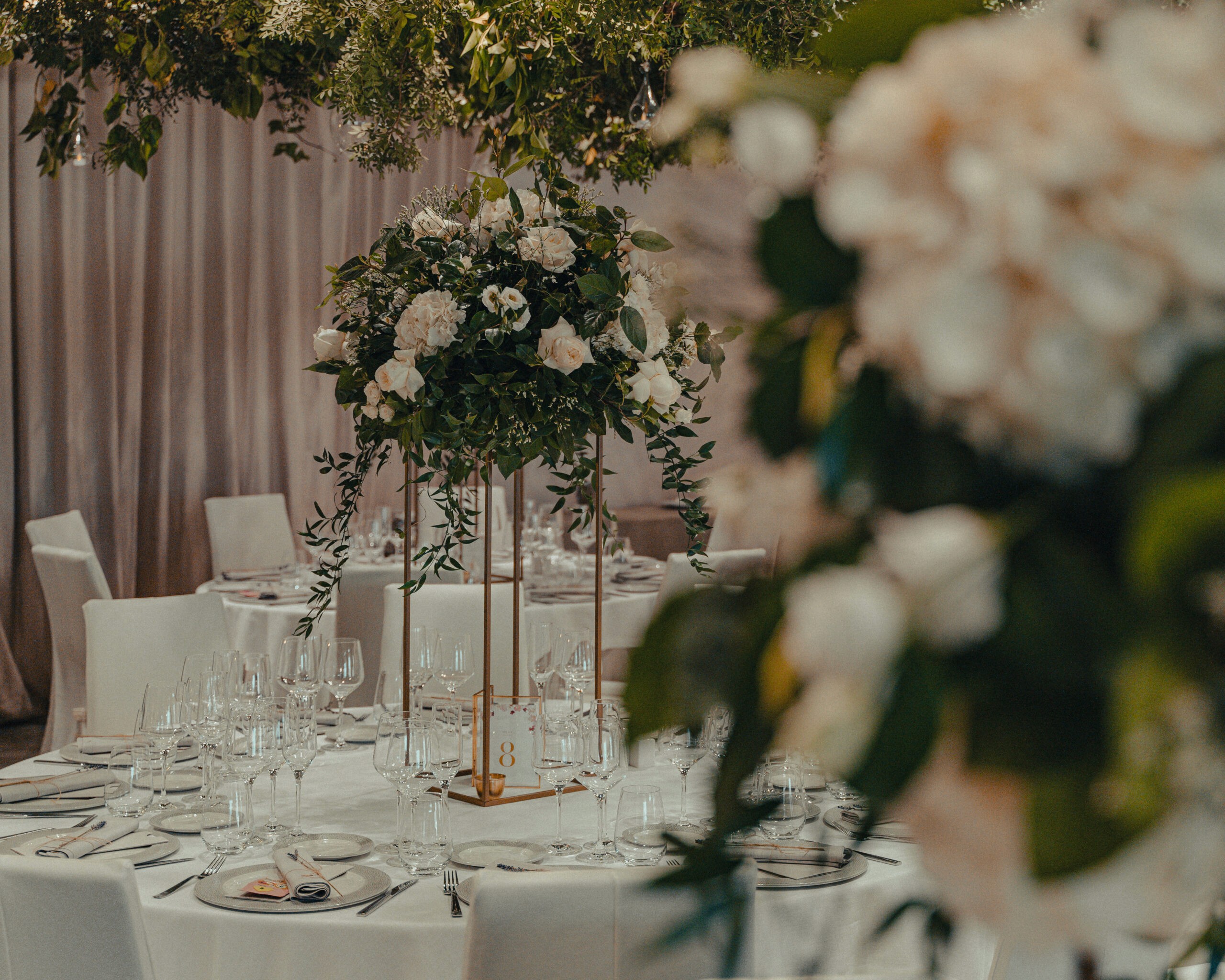 Boda de ensueño en Ibiza Gran Hotel: Un mágico jardín en cada detalle
