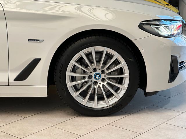 BMW 530 2022 WHITE Gebrauchtwagen - Galeriebild 5