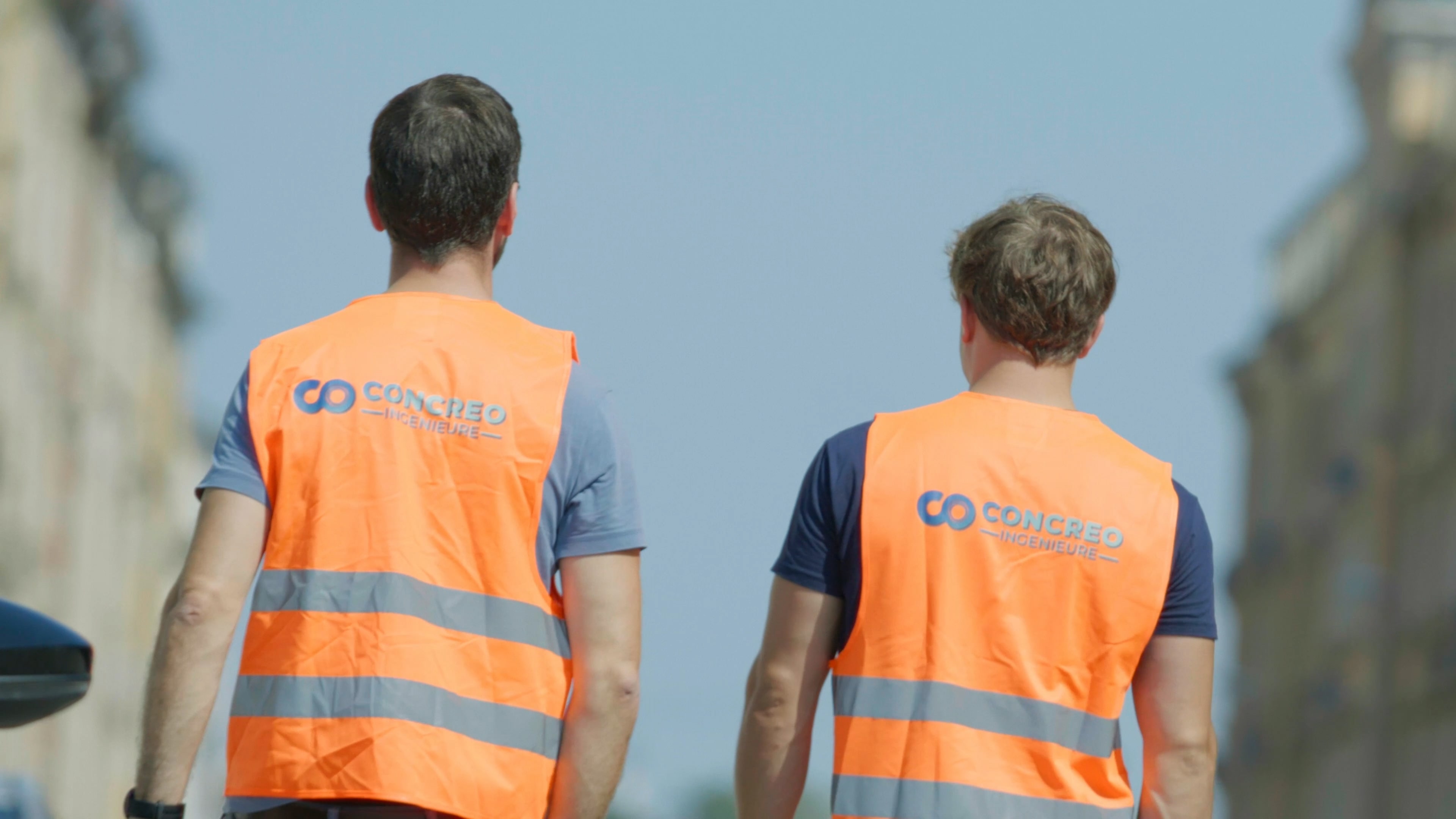 Arbeiter mit Oranger Weste