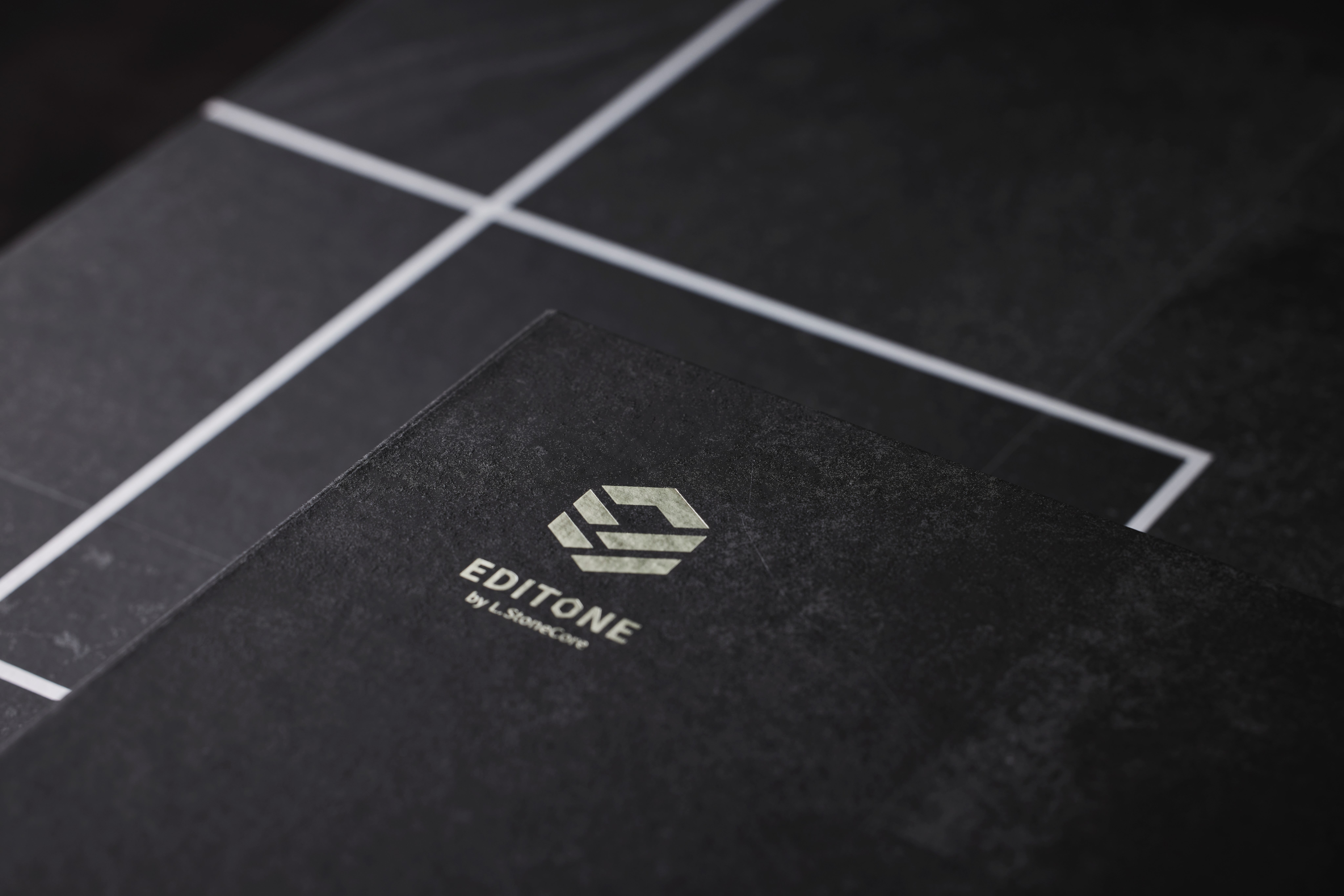 Image of two smartphones with a gray background