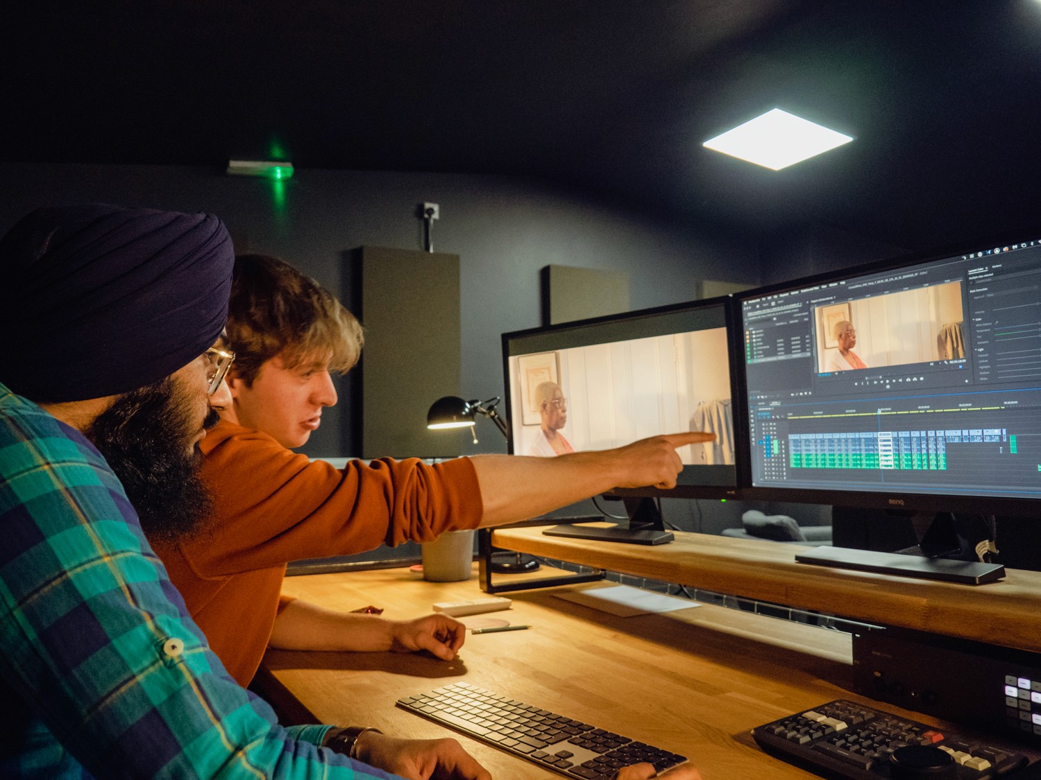 Jagraj Singh Filmmaker at one of the sessions for Futures Film School produced by Surge Films CIC and Sheffield Futures