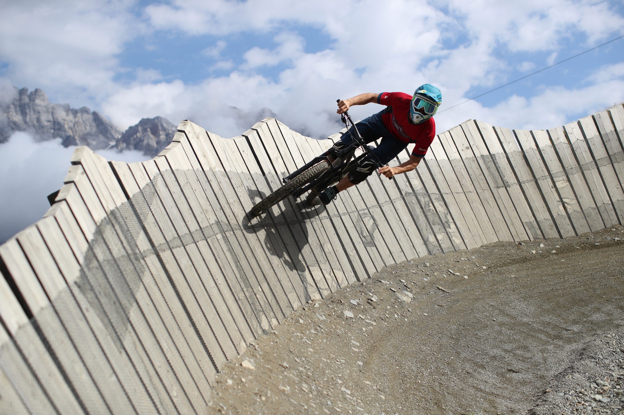 bitburger-0-0-mountain-bike-cinema-spot