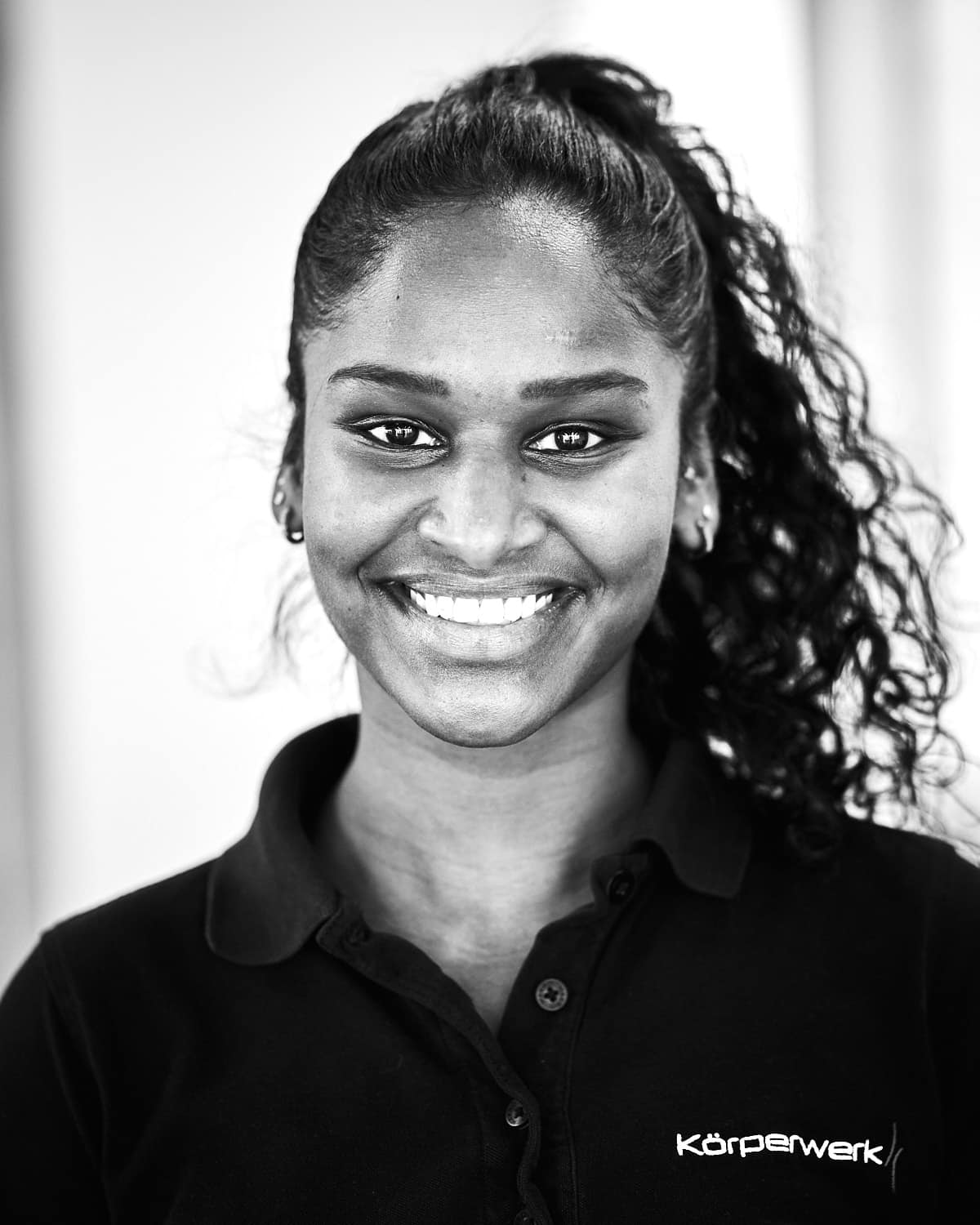 Lea Schmidt als Physiotherapeutin bei Körperwerk