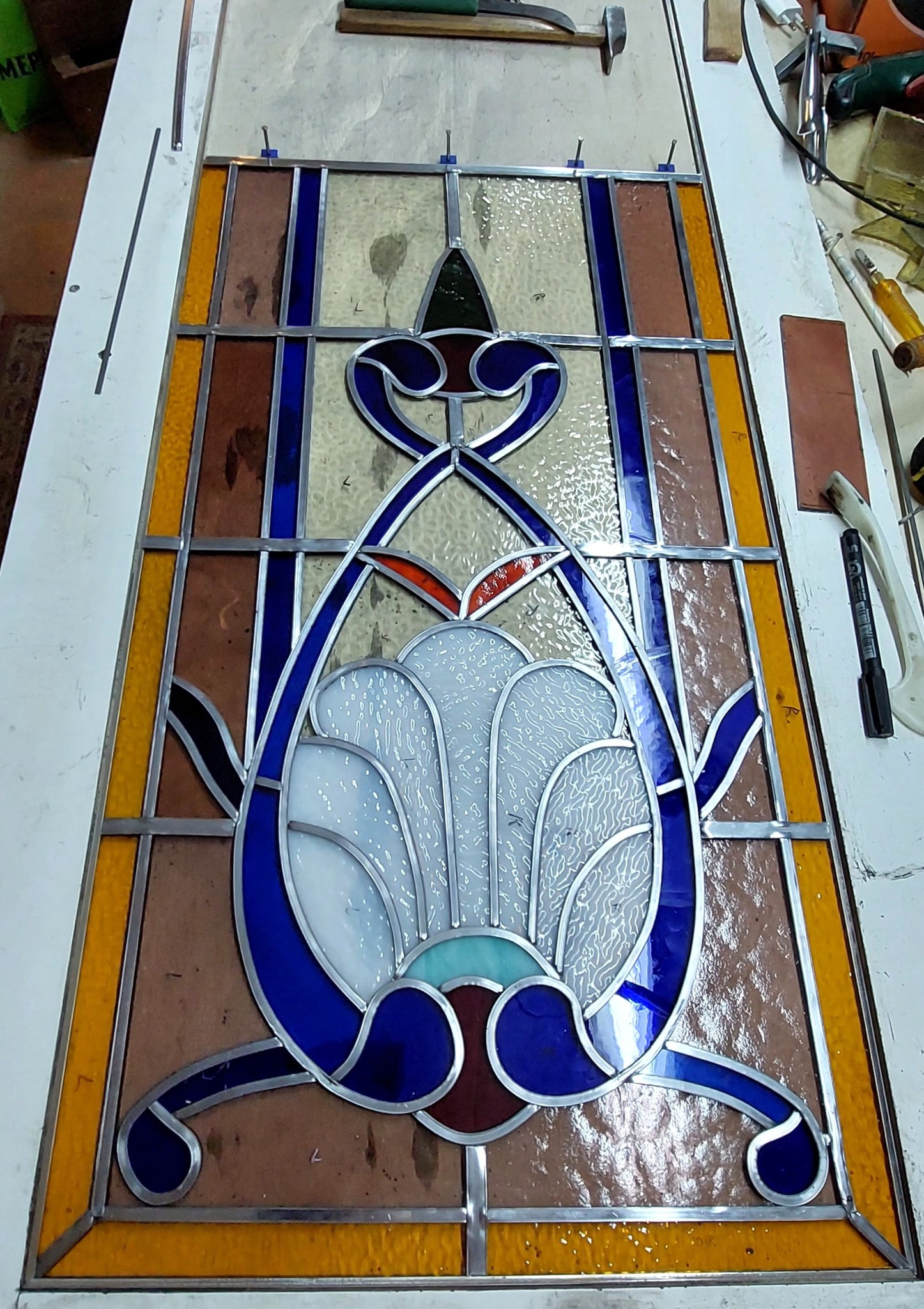 Tijdens heropbouw met nieuwe glasstukken - Dilbeek