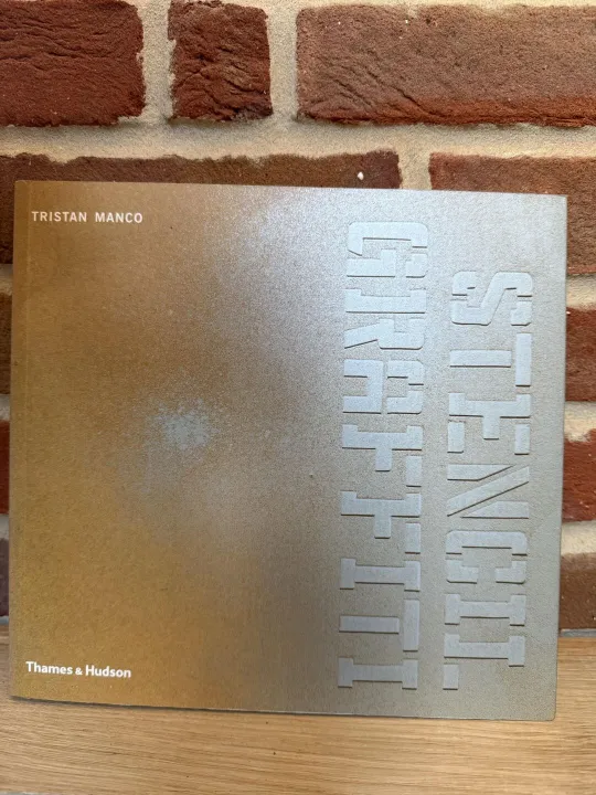 Stencil Graffiti Book