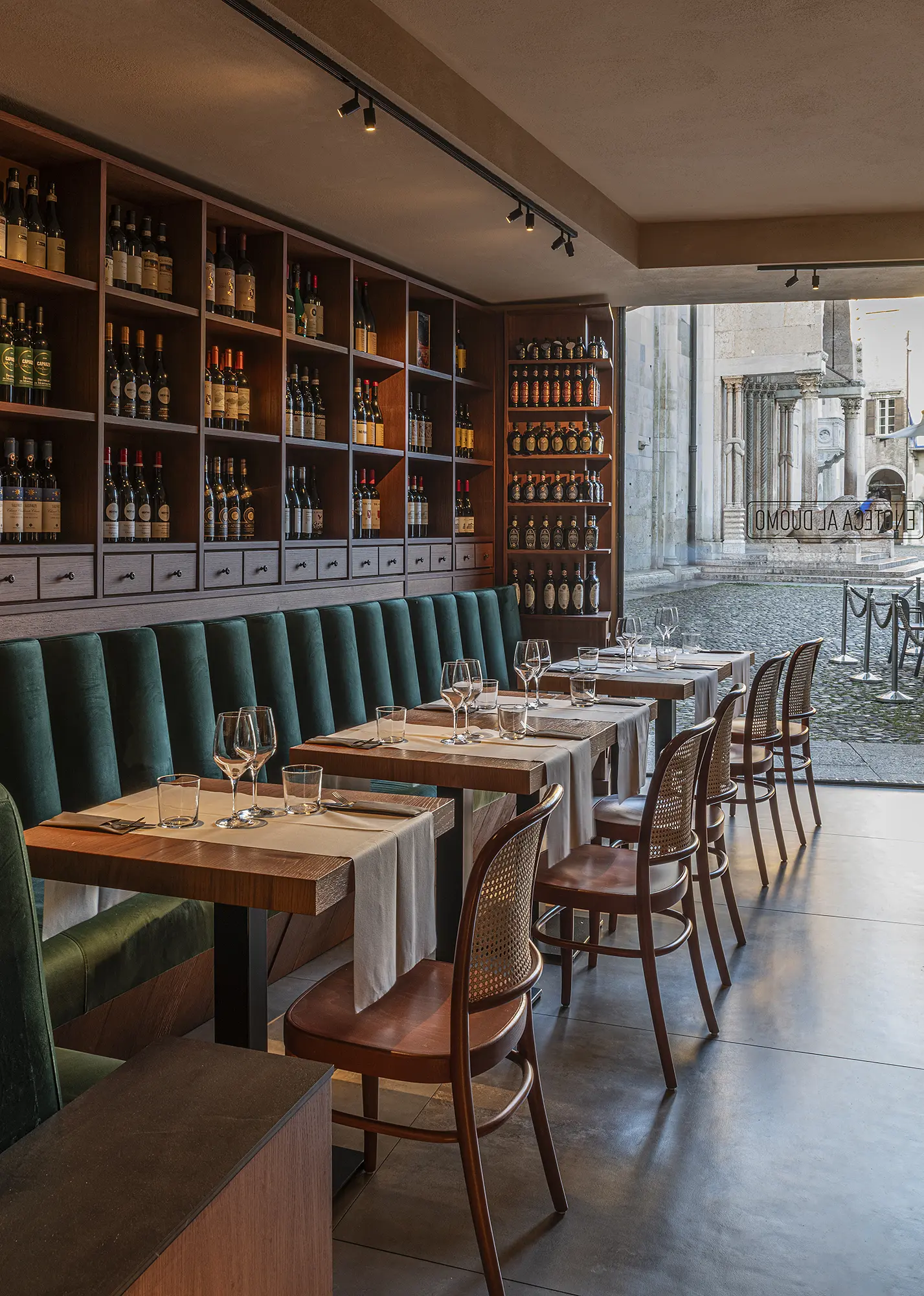 Dining room atmosphere at Enoteca Al Duomo in Modena