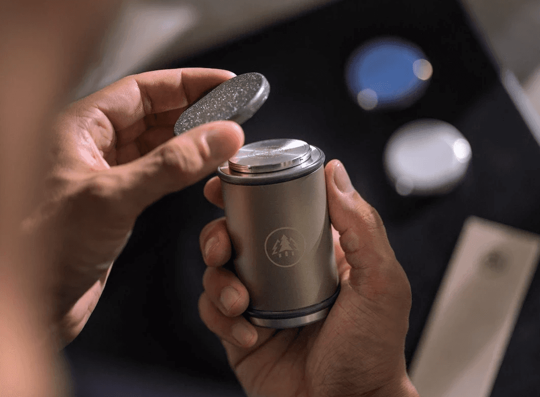 A close-up showing the process of changing the grinding discs on a HORL®3 Pro rolling sharpener, highlighting its versatile system.