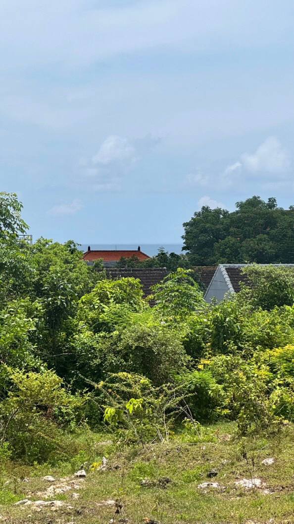 Land plot 200 m² in Bukit, Ungasan, Leasehold 26 years