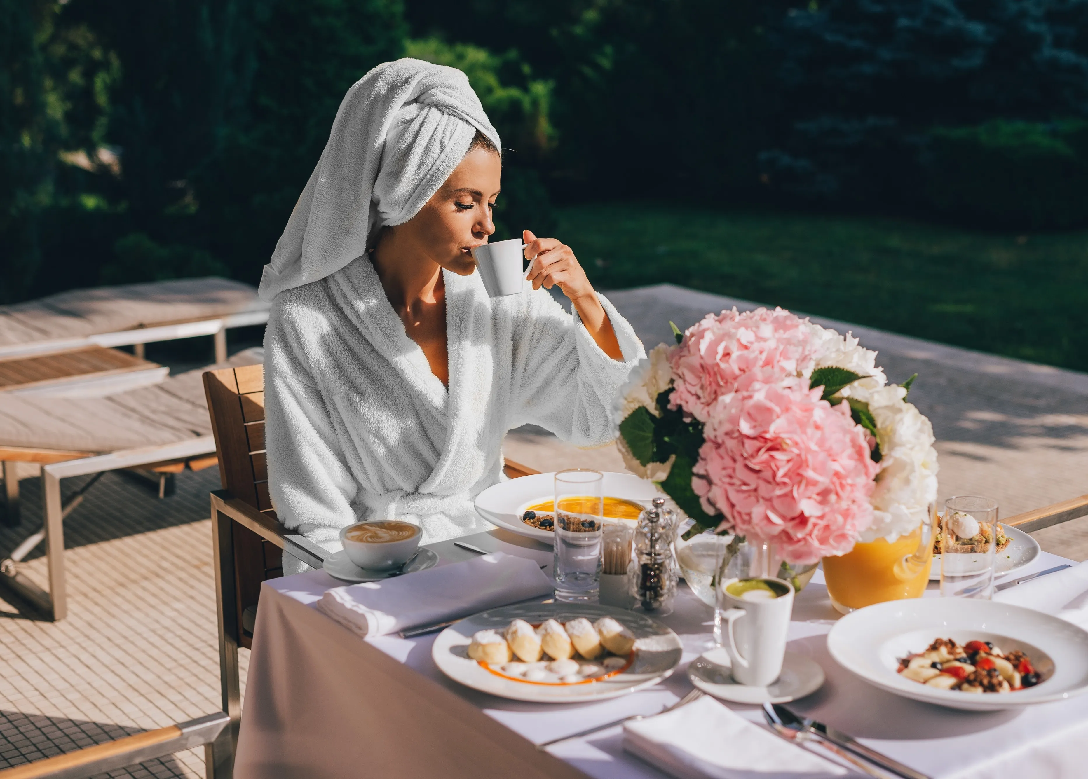 to become a luxury escort