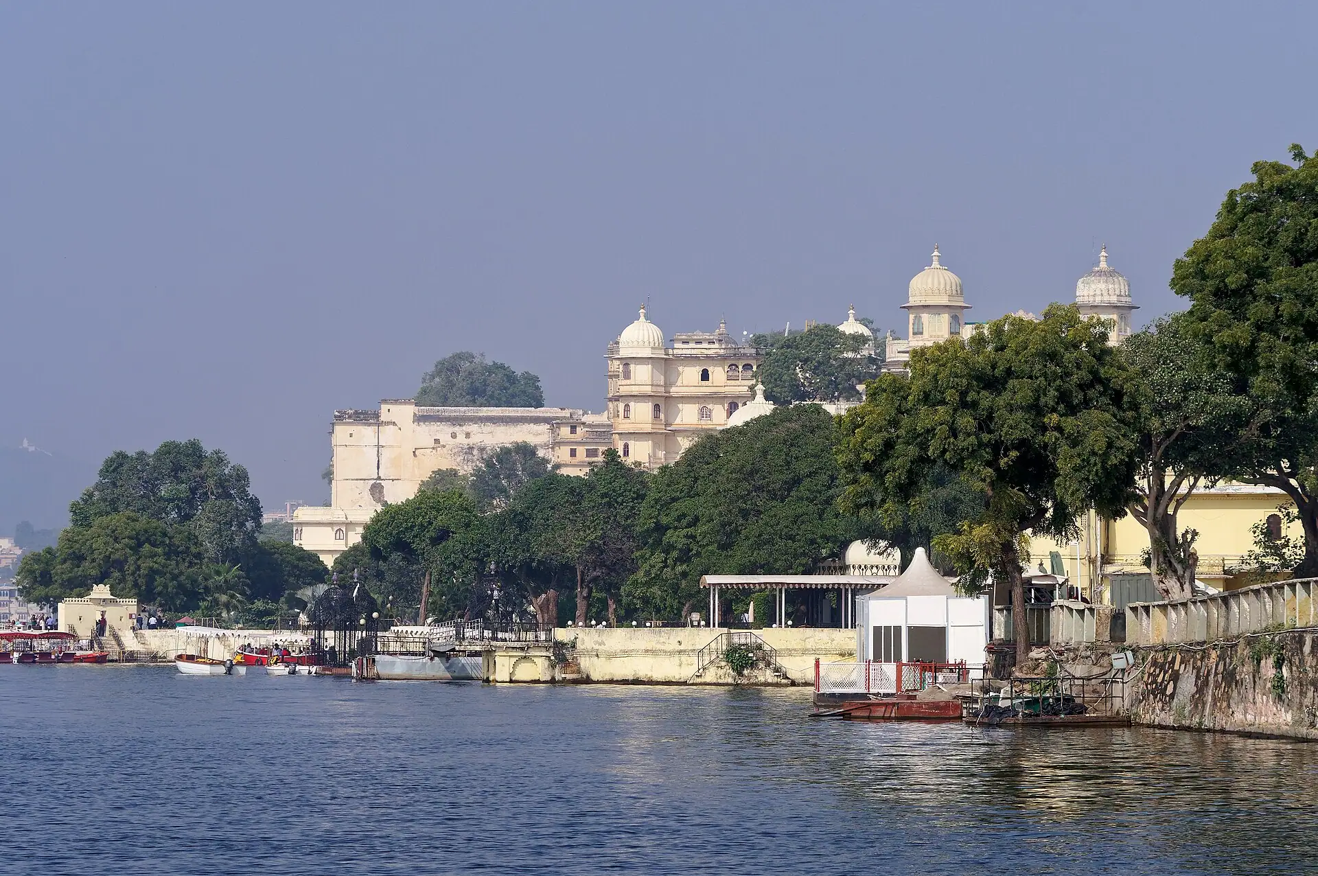 Taj Fateh Prakash Palace