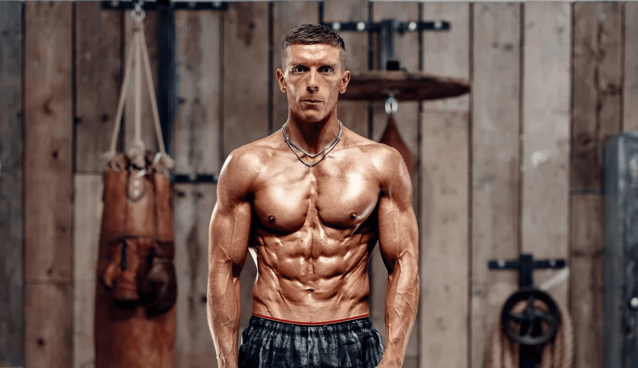A large gym with a lot of machines