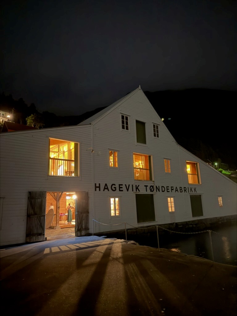 Arrangement ved Hagevik Tønnefabrikk