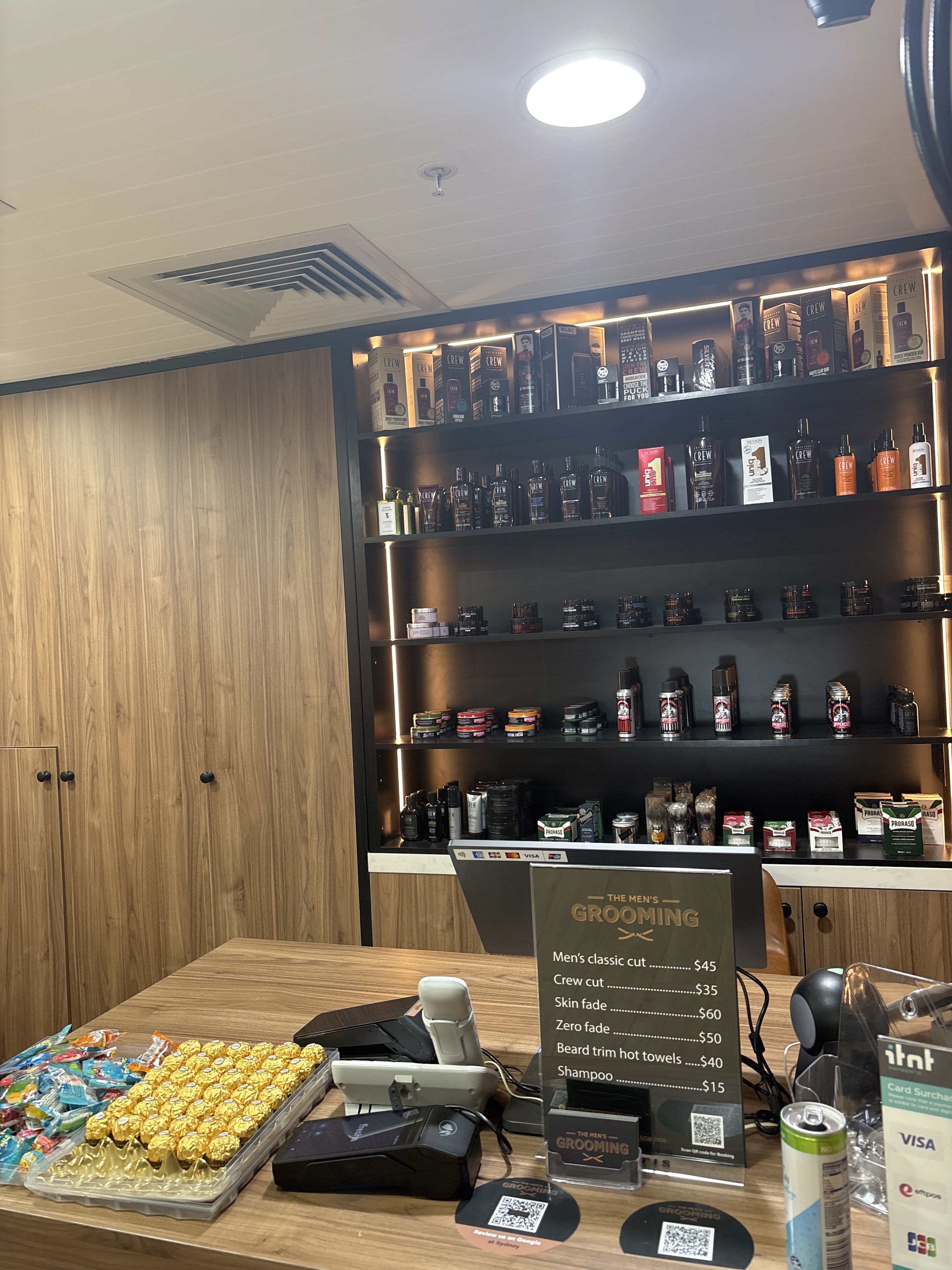 Barber in Gateway