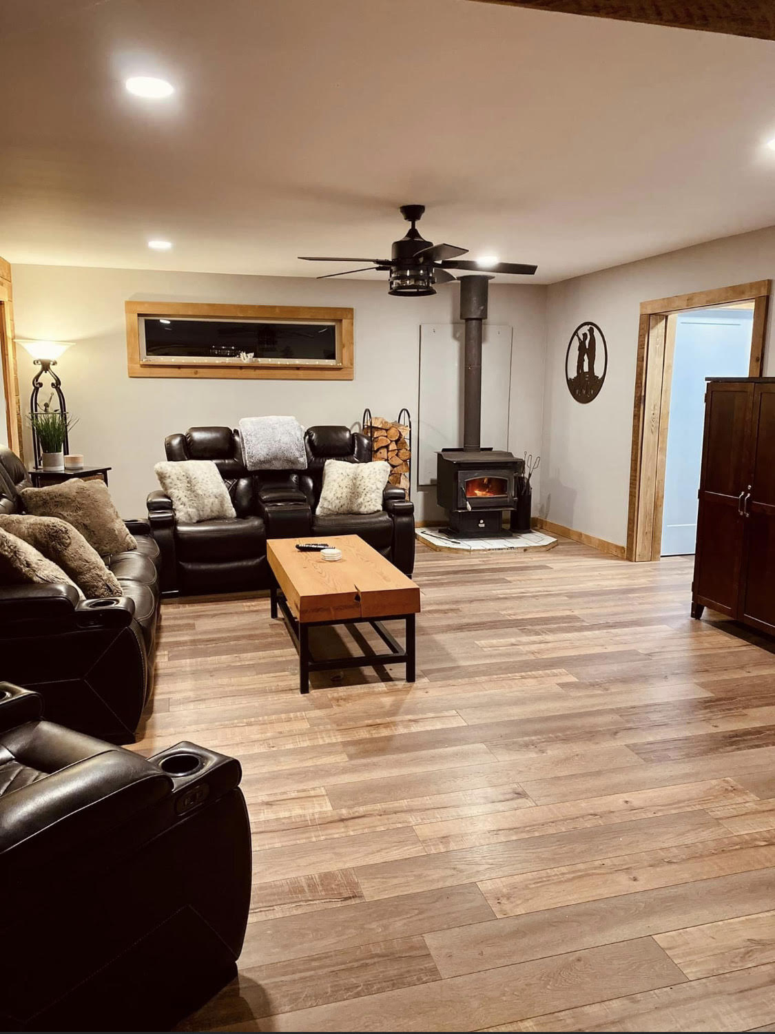 Living Room in Haley's Oceanfront Lodge