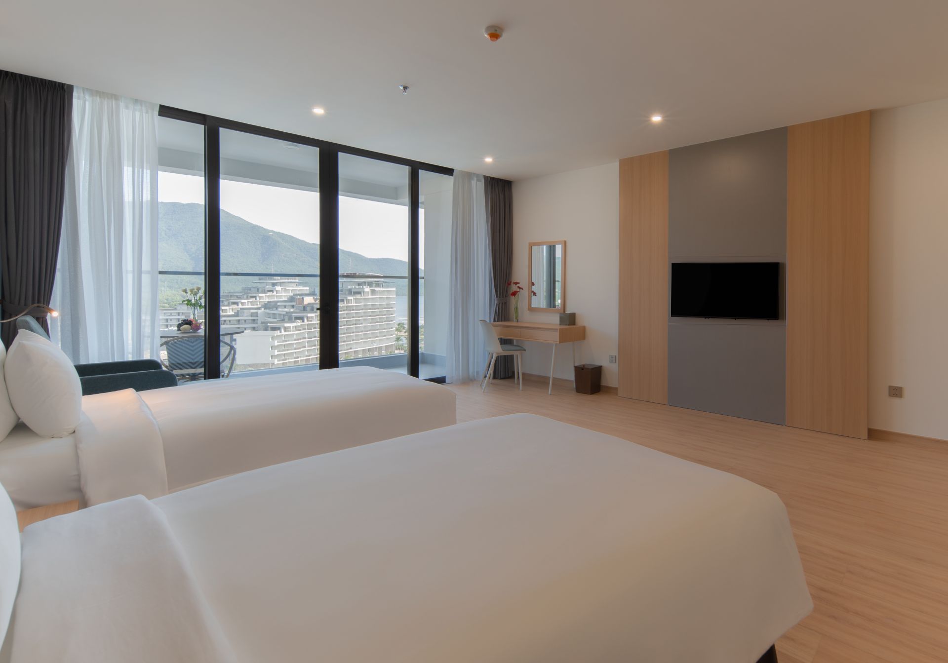 Deluxe Sea View Twin