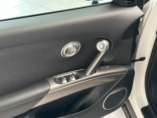 GENESIS GV60 2023 WHITE Gebrauchtwagen - Galeriebild 8