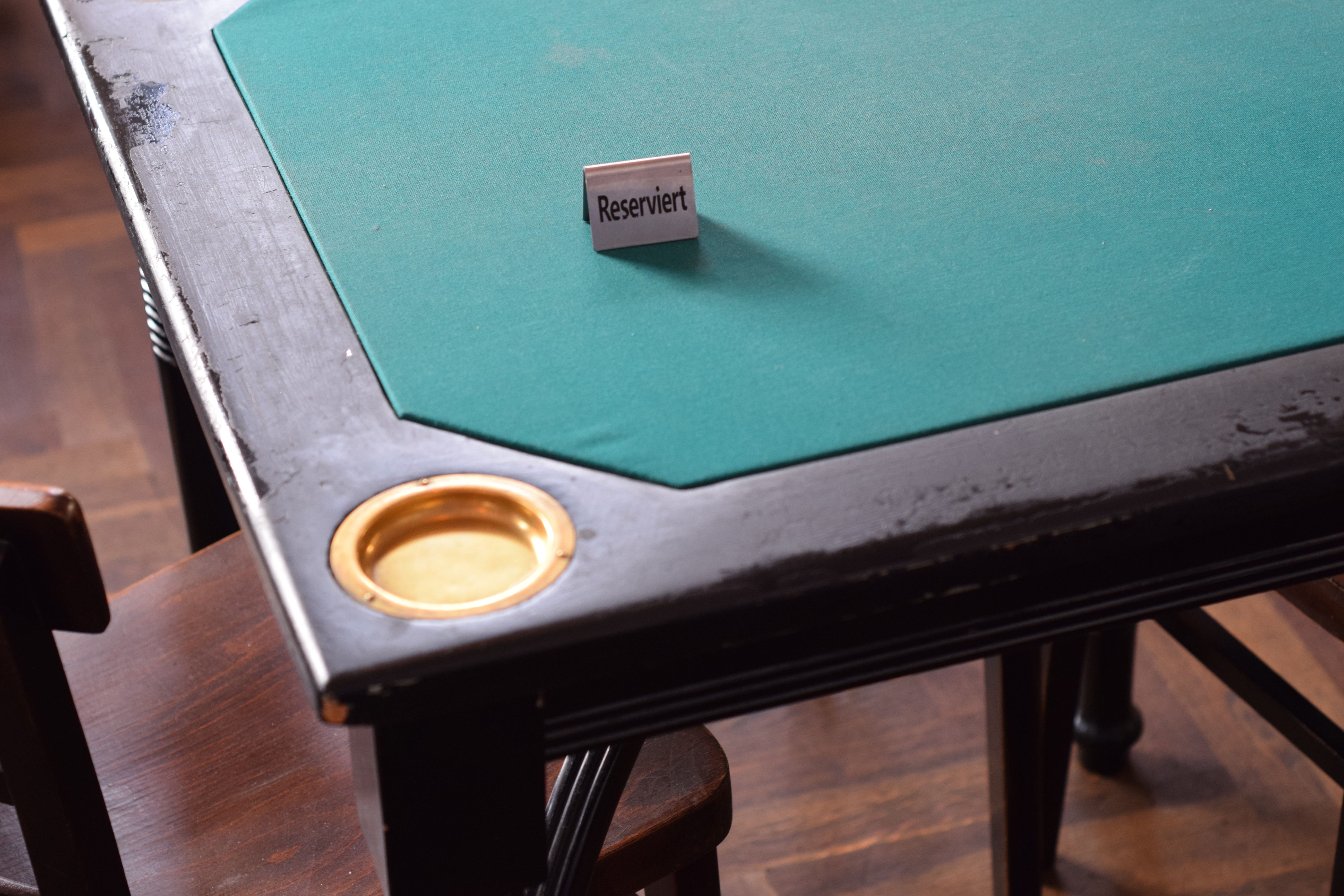 Tarock playing Table