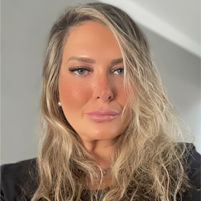 Thais Naufal é CMO da VME