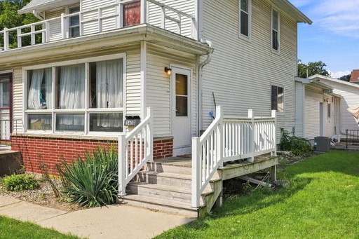Photo 4 of 240 Galena Street, Darlington