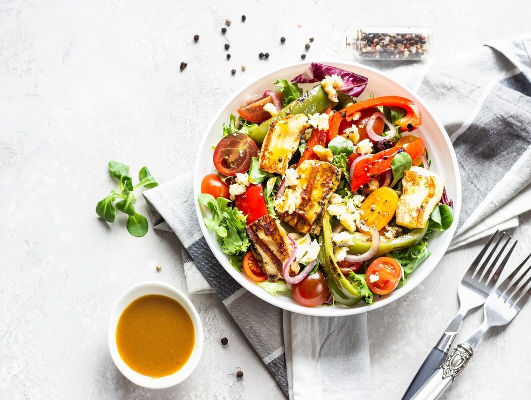 women managing bulimia with medical nutrtion therapy