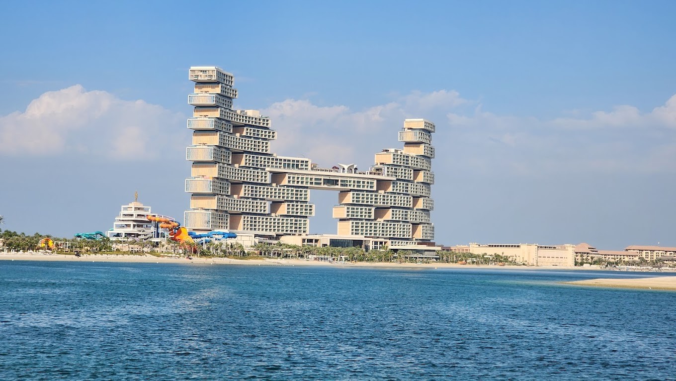 The Pointe - dog friendly beach in Dubai