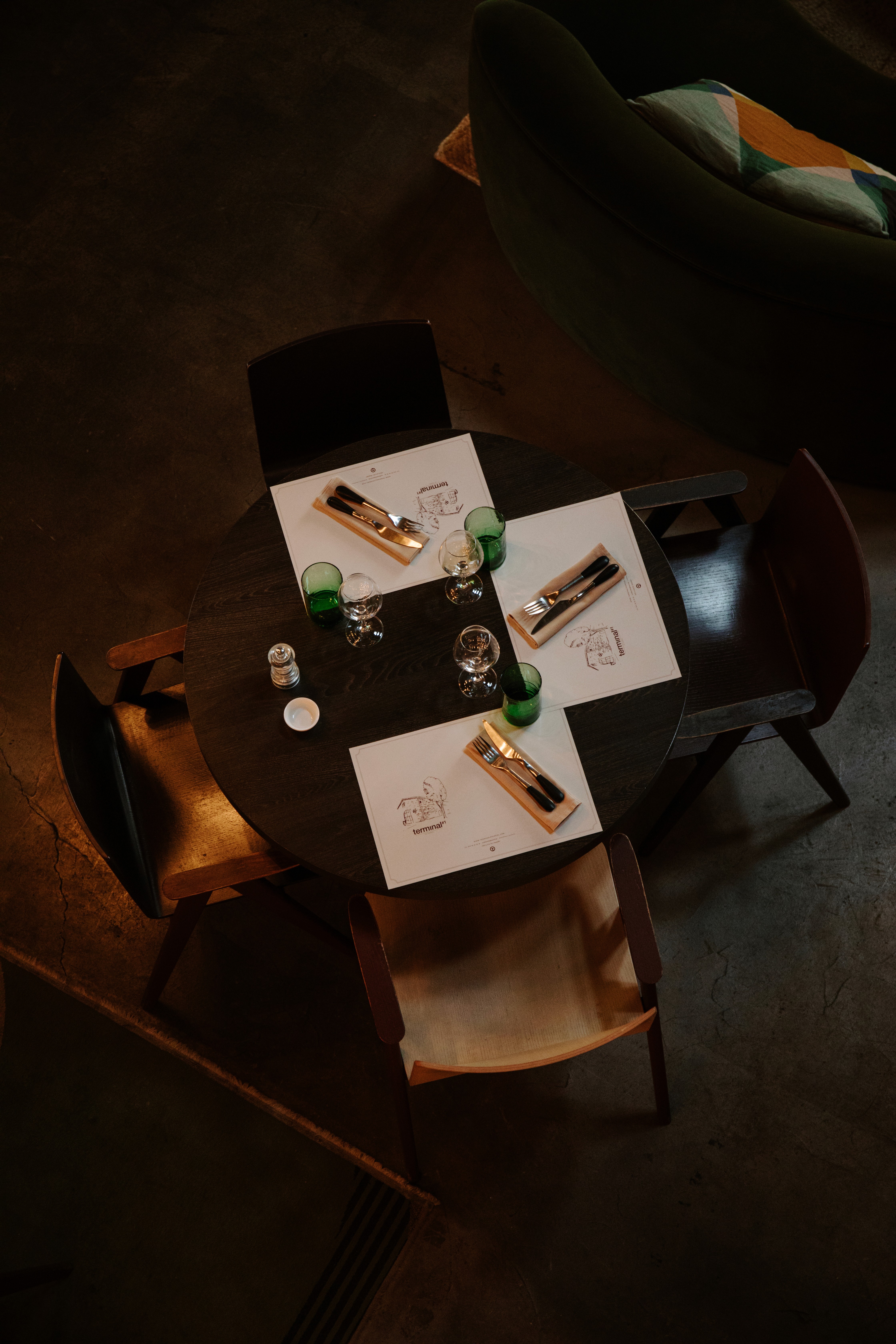 Small workshop with a metal table in the middle