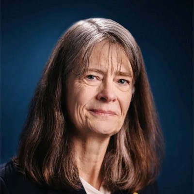 A portrait of Katie Hafner