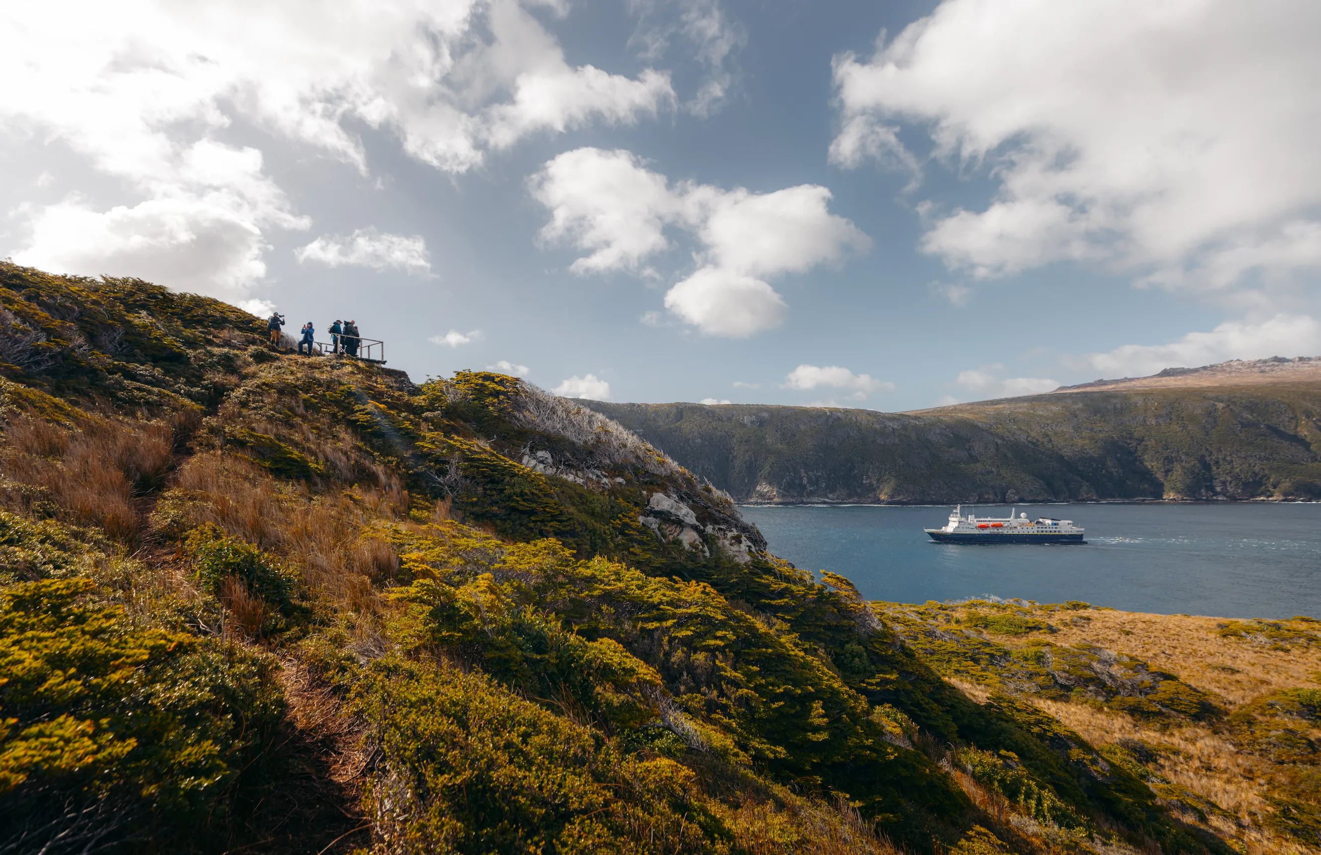 Man wearing VR glasses