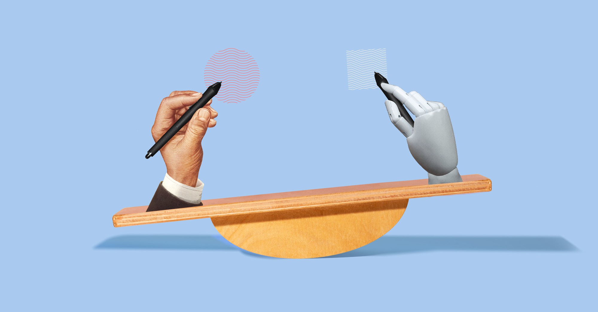 Mano humana y mano robótica con lápices, simbolizando colaboración entre humanos y tecnología en un fondo azul.
