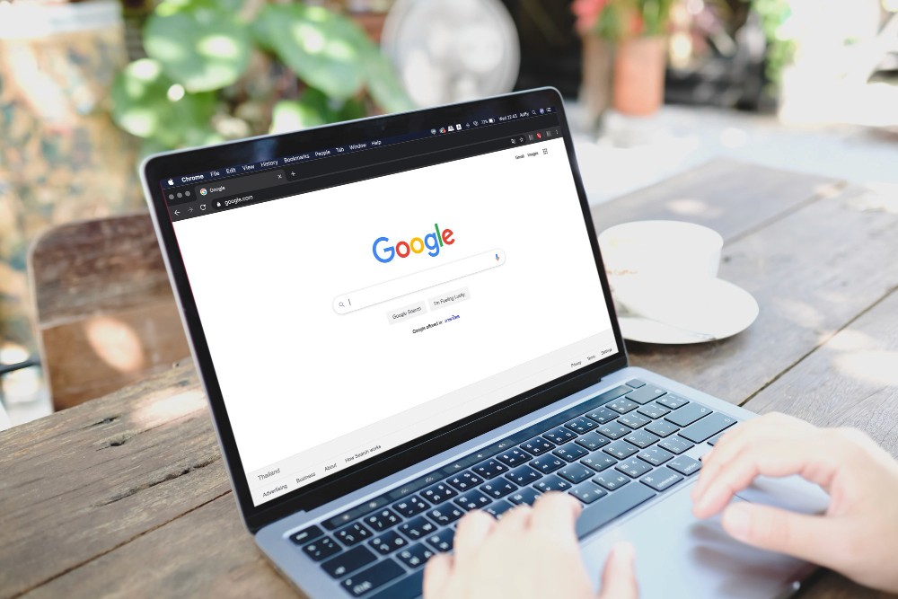 Tráfego pago ou SEO para empresas: qual canal priorizar para gerar demanda qualificada