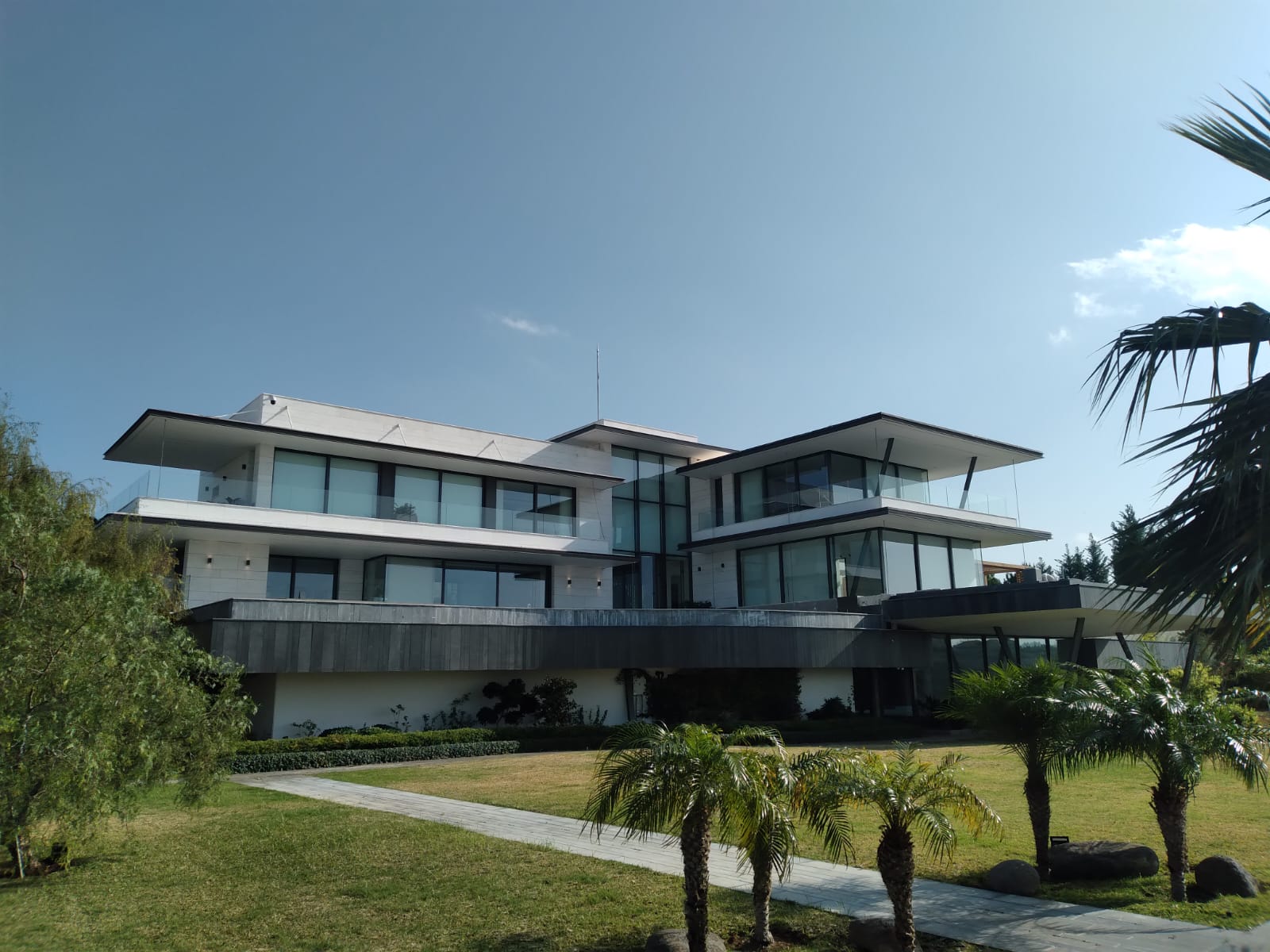 Double-glazed insulated glass unit – energy-efficient window system