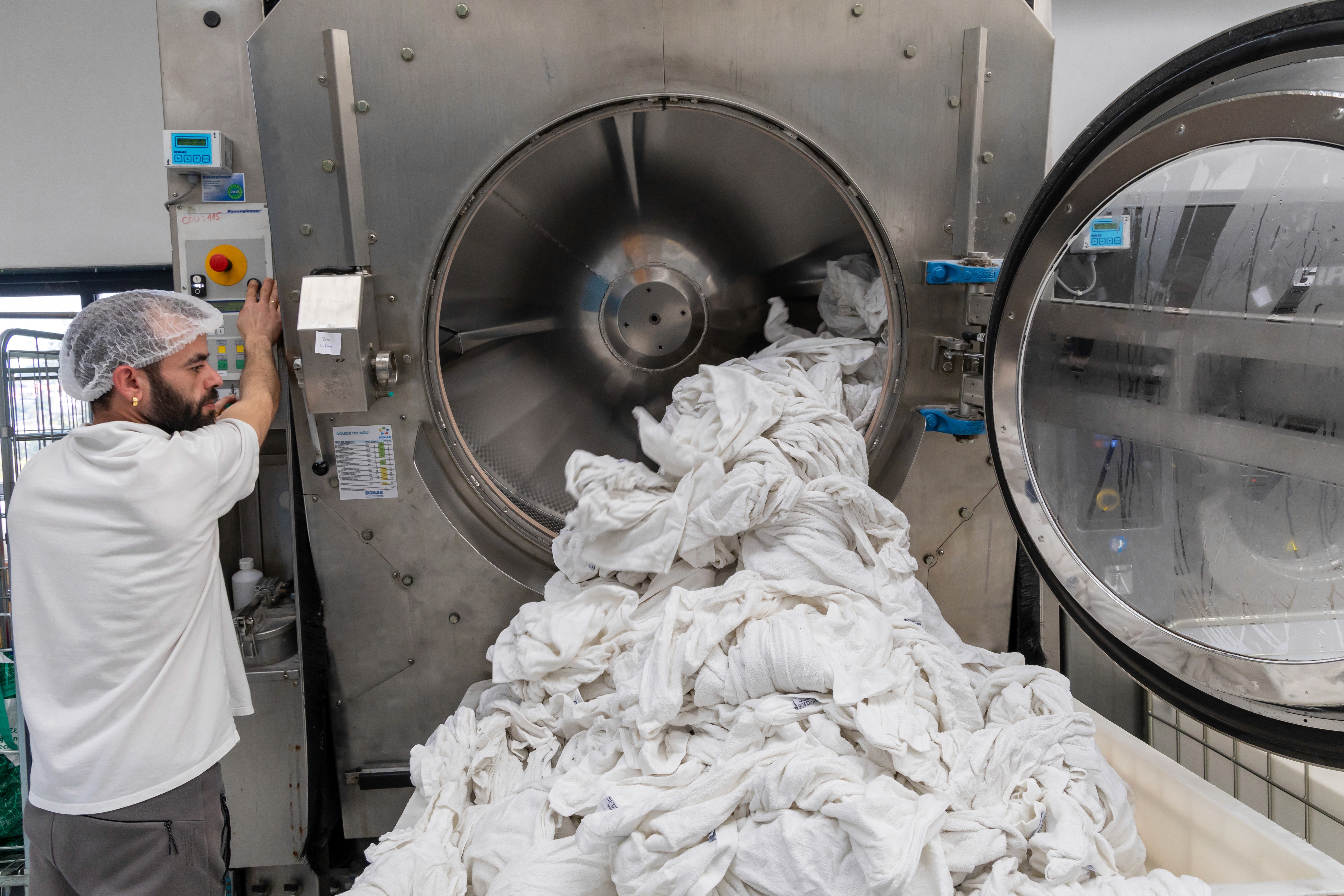 photography of people inside room during daytime