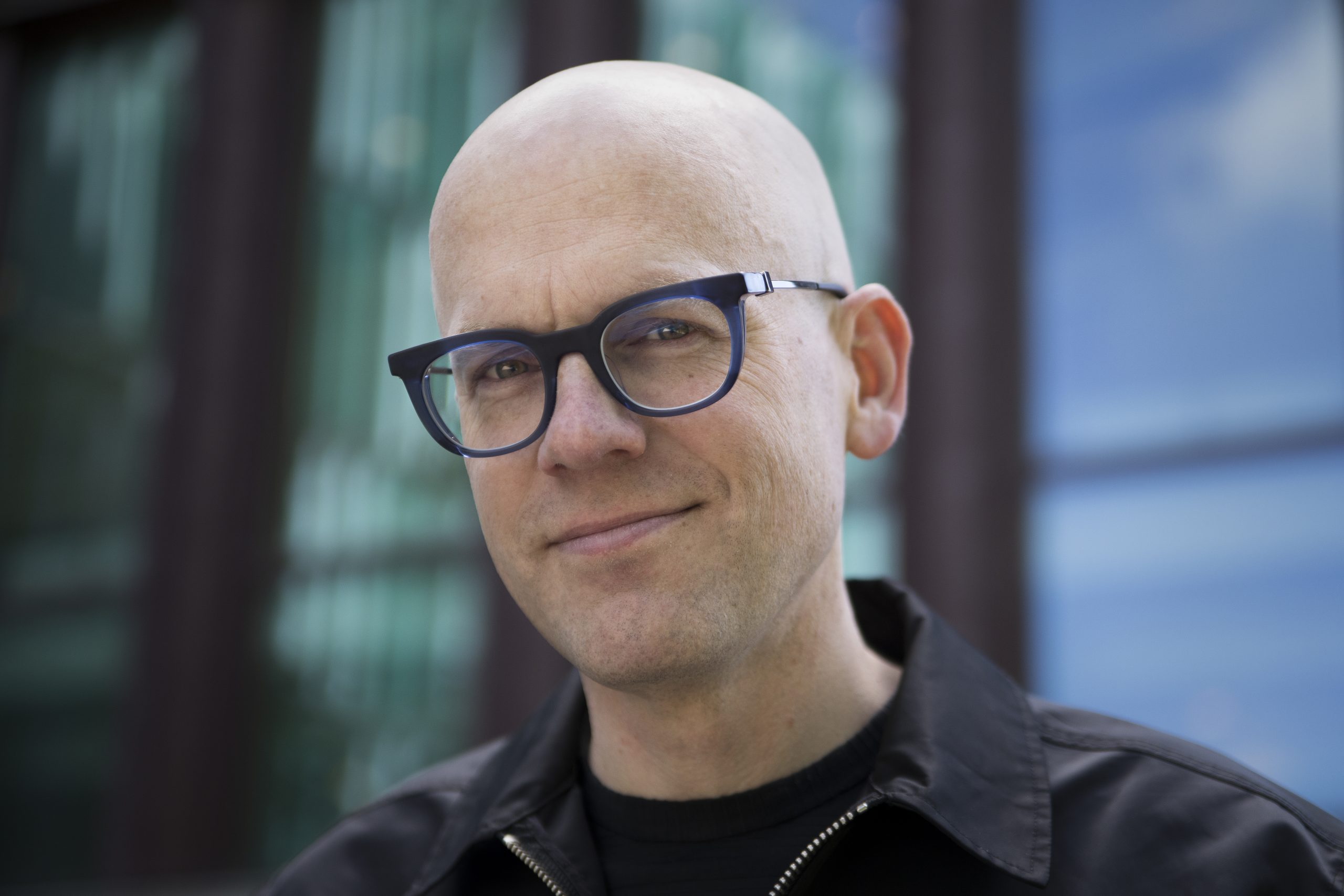 Andreas Ekström, journalist och författare