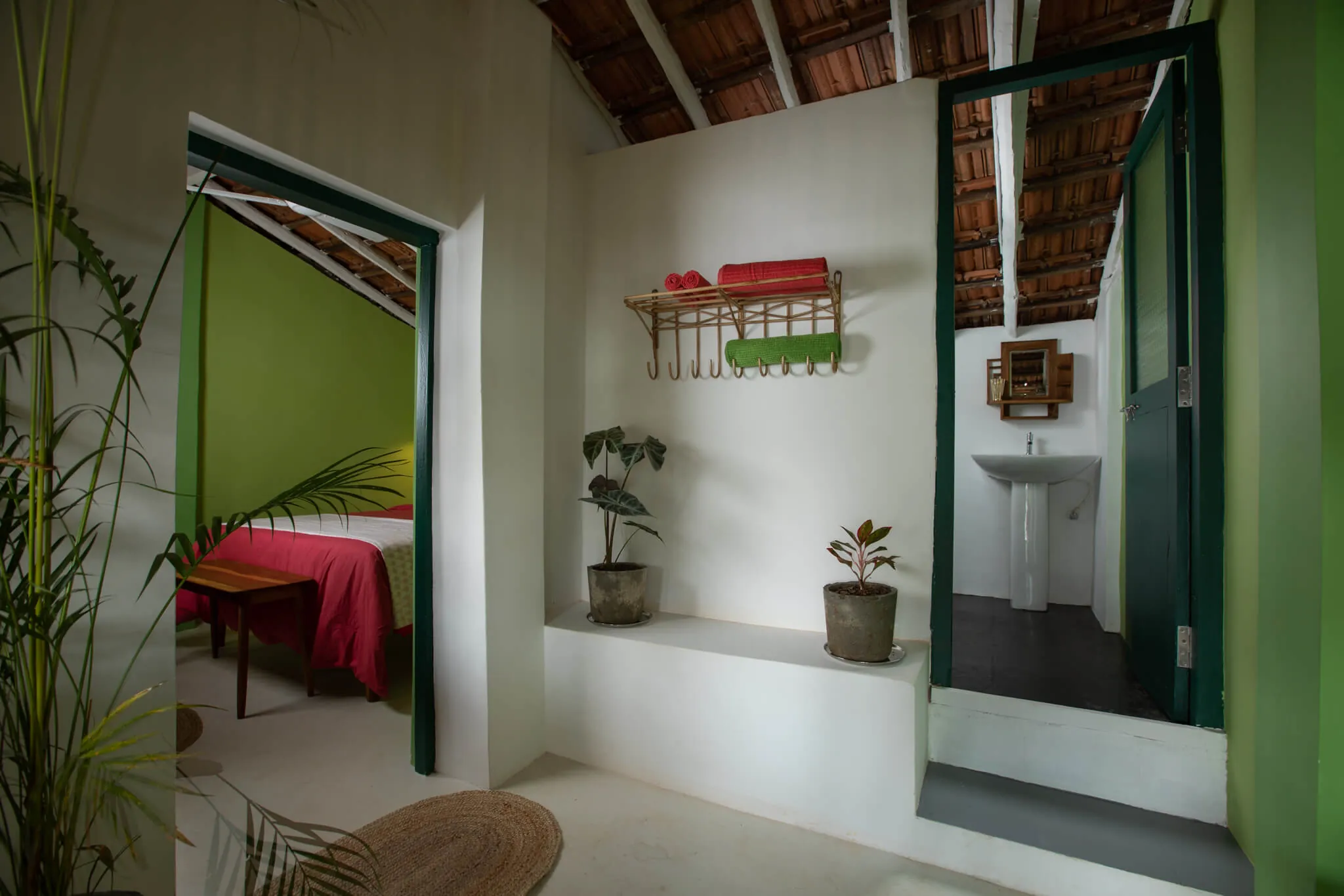 Entrance to a garden hut at Casa Jaali